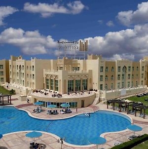 Copthorne Al Jahra Hotel & Resort Koeweit Exterior photo