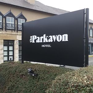 The Parkavon Hotel Killarney Exterior photo