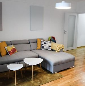 Bright, Modern & Cozy Apartment Tuzla Exterior photo