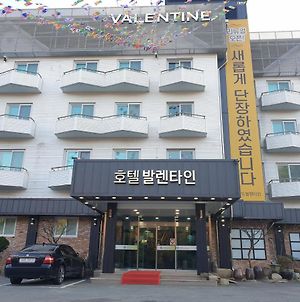 Hotel Valentine Gyeongju Exterior photo