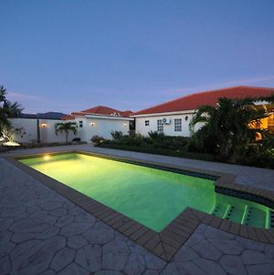 Aruba Gloria Villa Noord Exterior photo