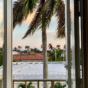 Palm Beach Hotel Exterior photo