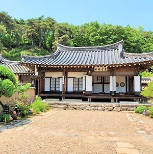Tohyang Traditional House Hotel Bonghwa Exterior photo